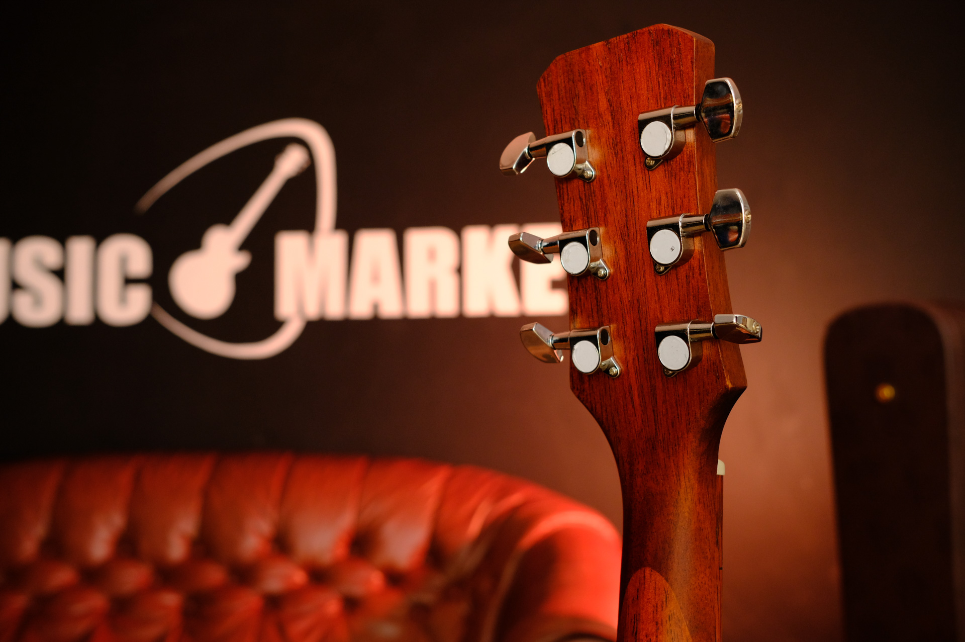 Гитара электроакустическая шестиструнная JET JJE-250 OP