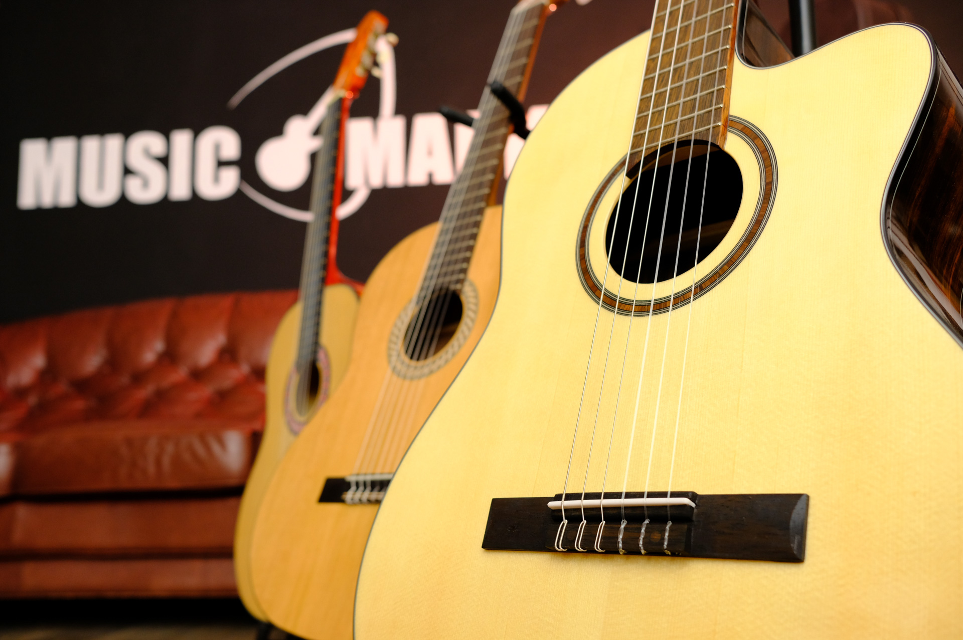 Акустическая гитара Belucci BC3830 VTS (bc3840)