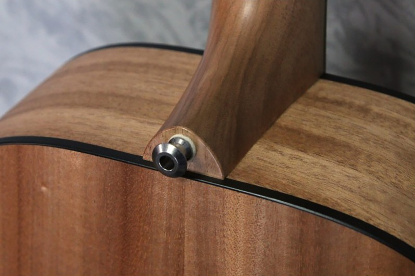 Акустическая гитара Maton S60