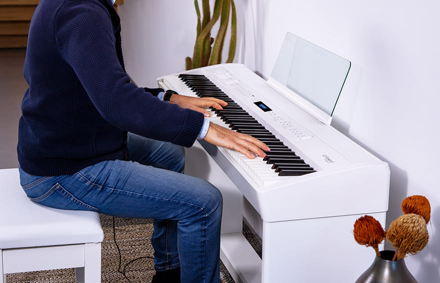 Цифровое пианино Roland FP-60X WH