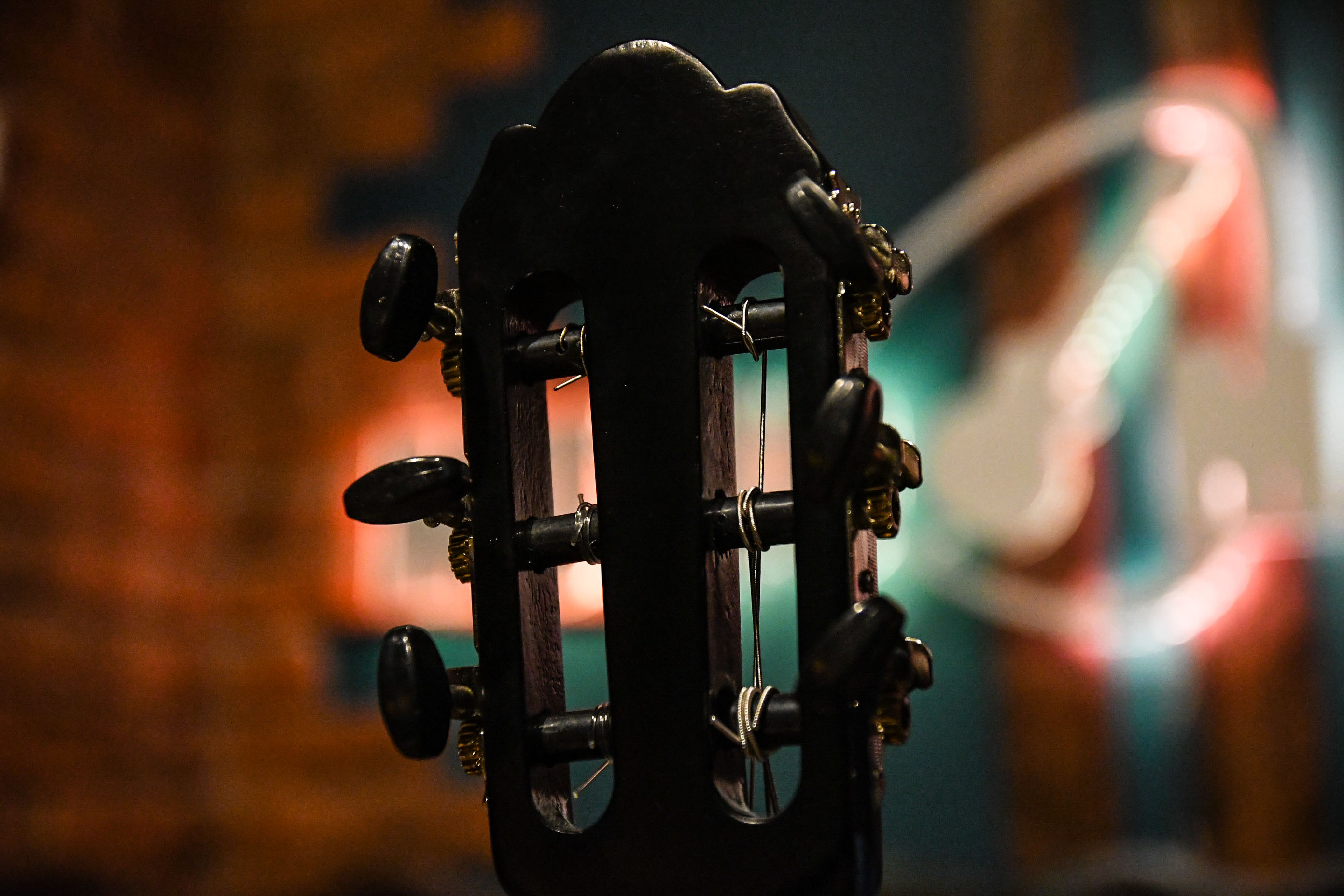 Классическая гитара VGS Student Black 1/2