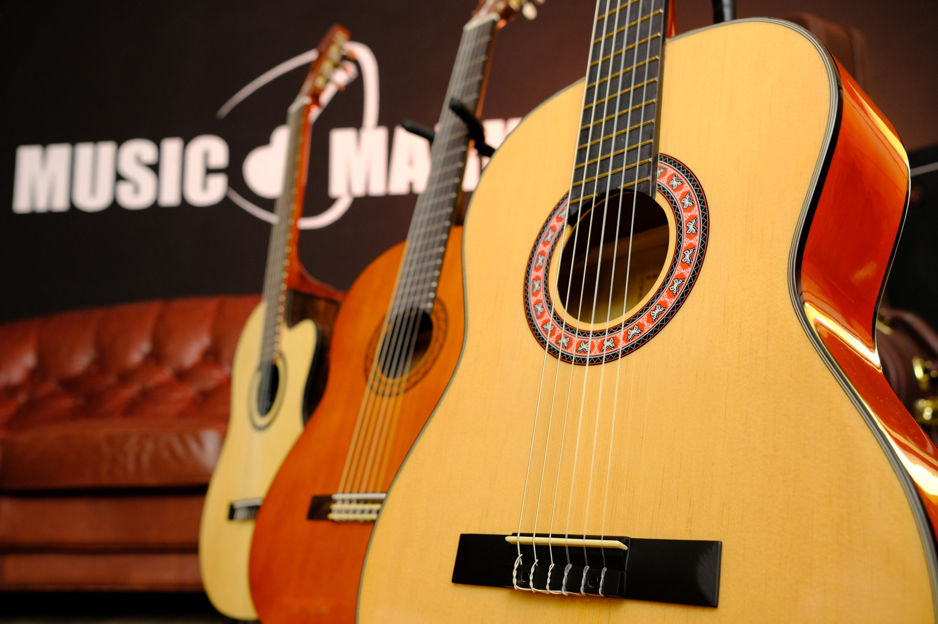 Классическая гитара 3/4 Jordani JD 3605 BK