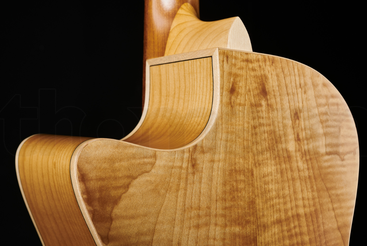 Электроакустическая гитара BATON ROUGE TLM/ACEC Flamed Maple