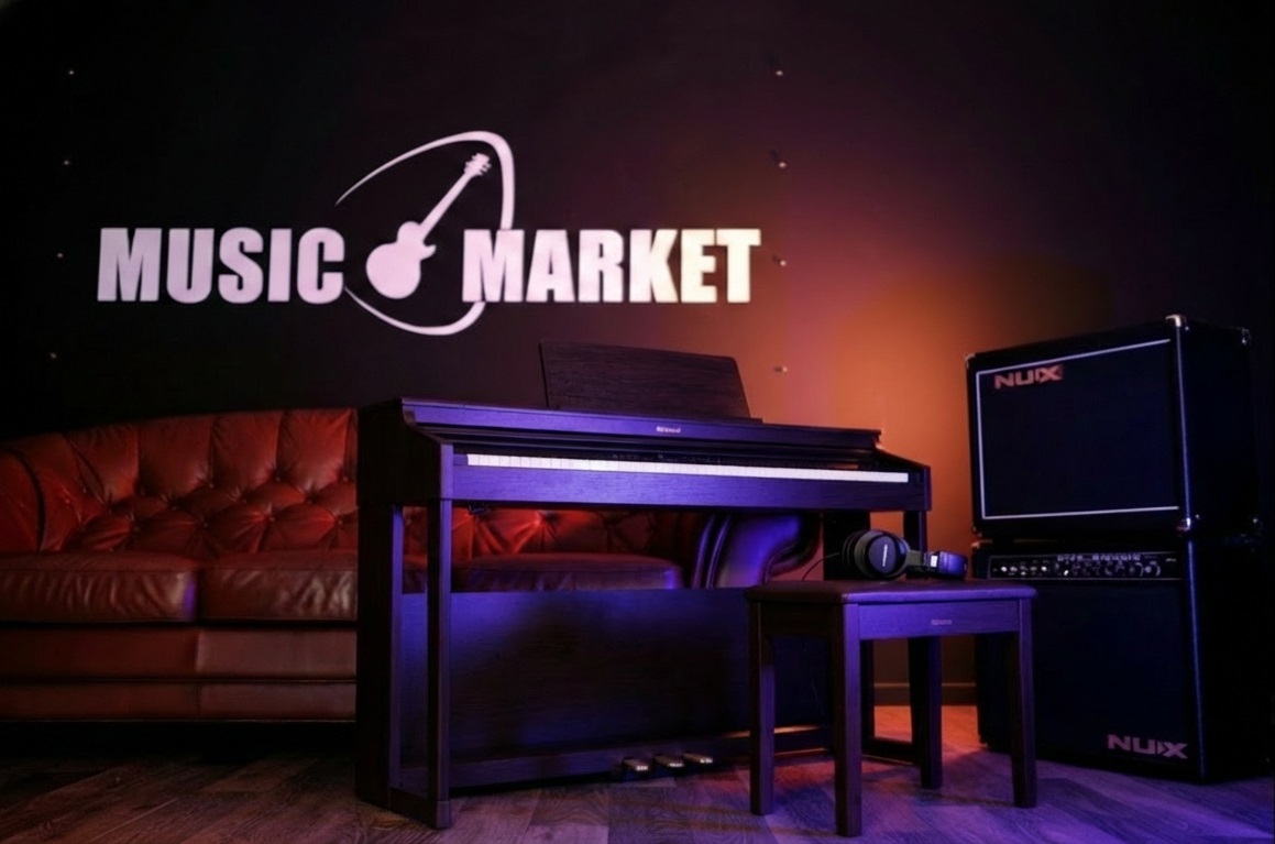 Цифровое пианино Roland RP701 DR (Темное красное дерево)