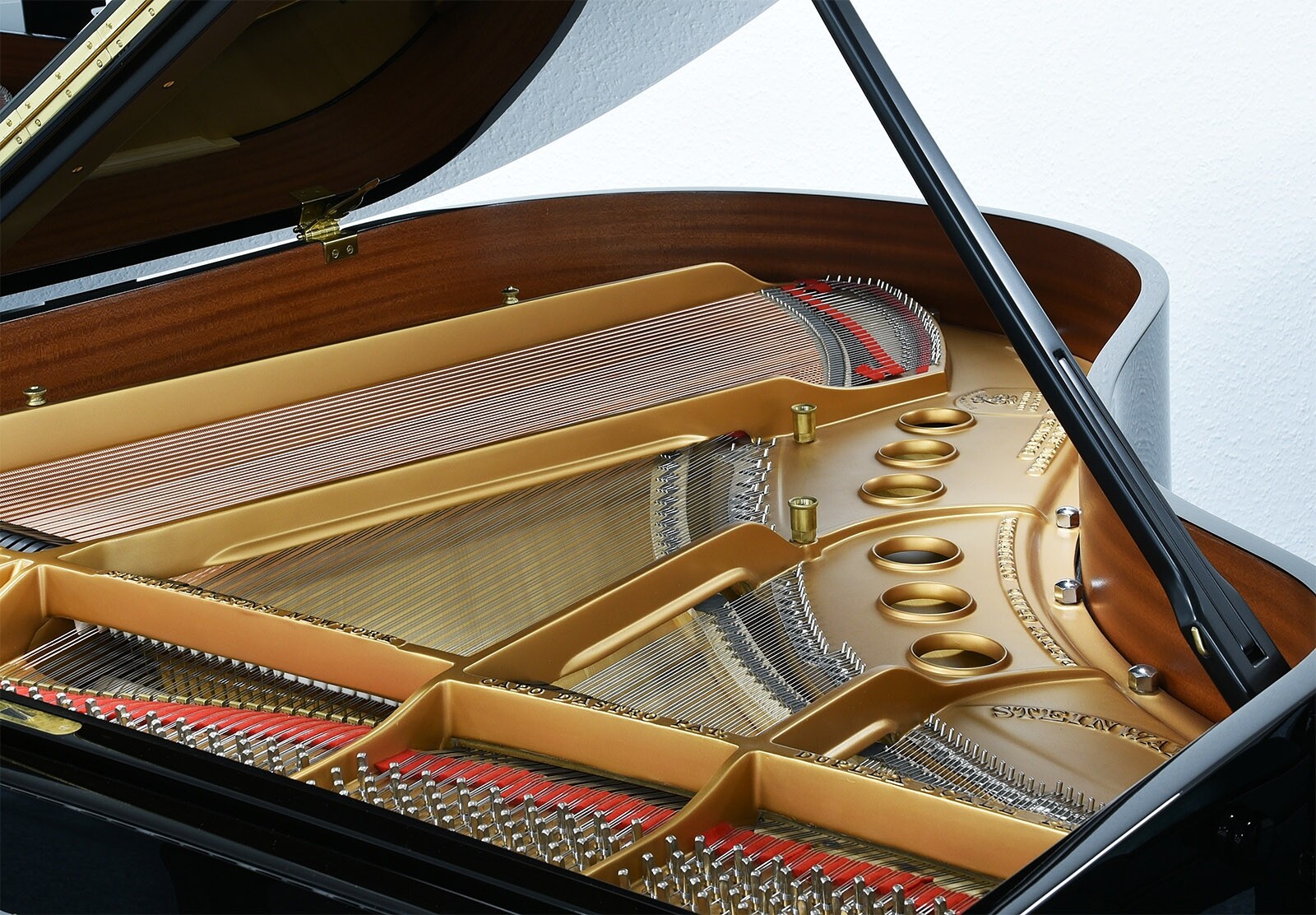 Рояль STEINWAY & SONS M-170 PE